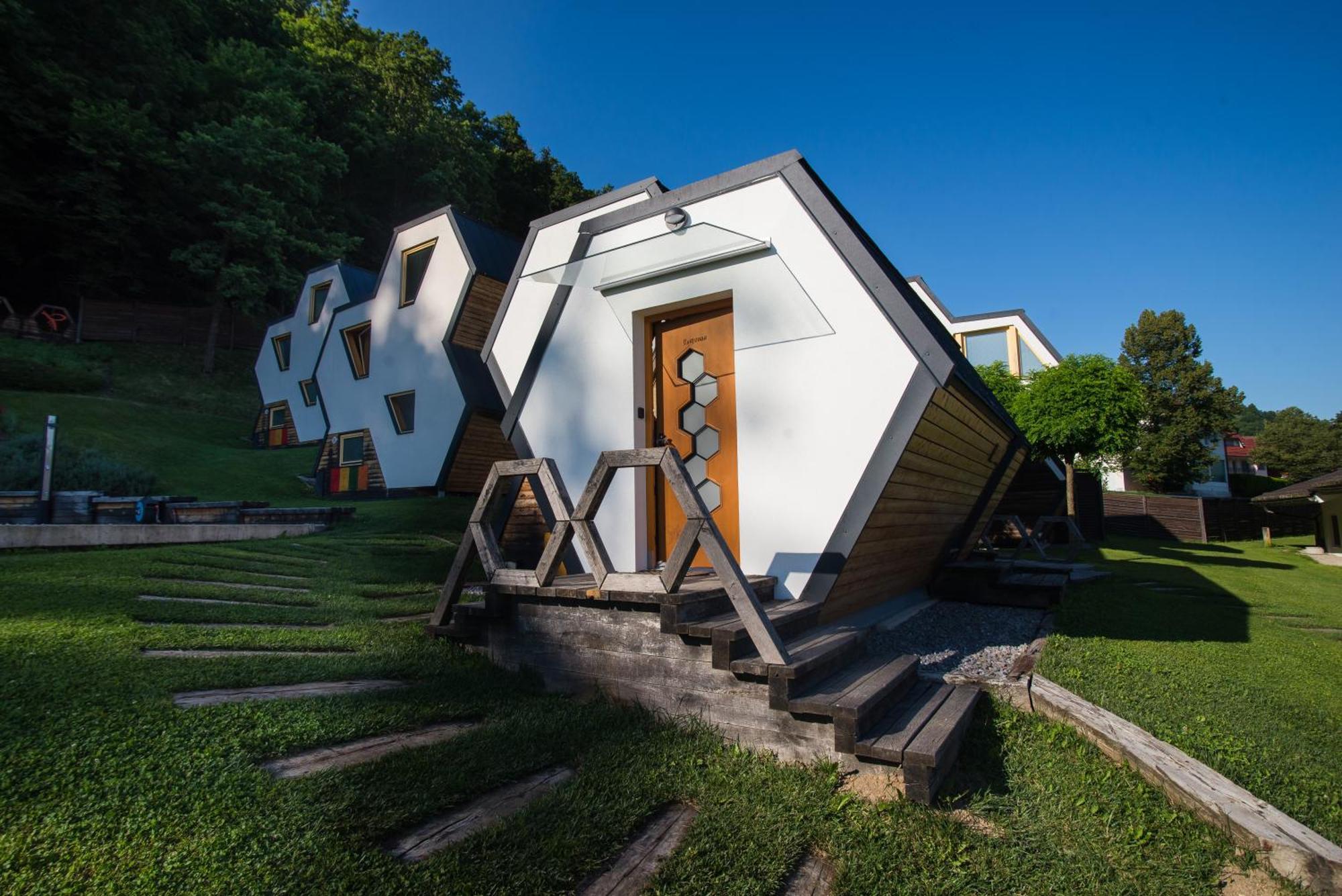 Apartments Beeland Skok Mozirje Exterior foto